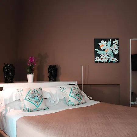 Awa Guest house *