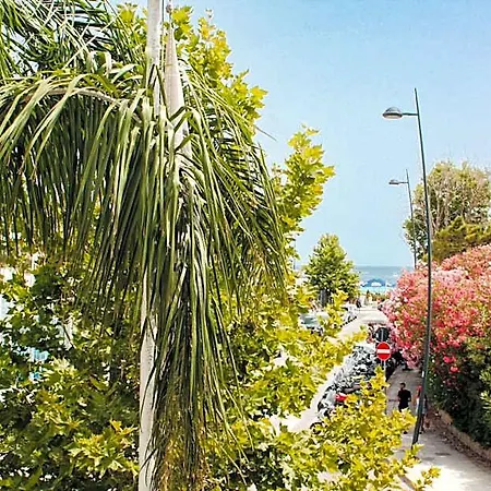 Affittacamere Awa Mondello