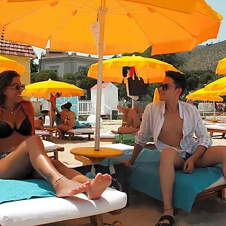 Awa 4* Mondello
